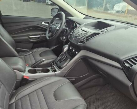 Форд Ескейп 2016 у Києві на Automoto.ua Чорний Форд Ескейп, об'ємом двигуна 2.49 л та пробігом 152 тис. км за 12700 $, фото 5 на Automoto.ua