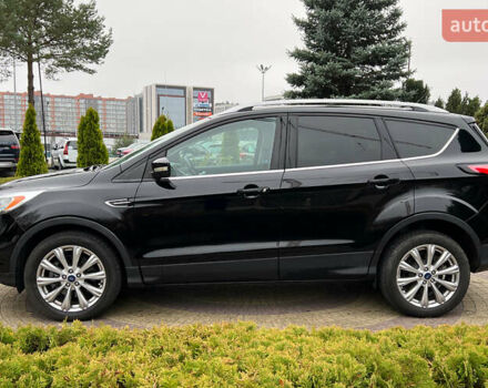 Черный Форд Эскейп, объемом двигателя 2 л и пробегом 151 тыс. км за 16600 $, фото 3 на Automoto.ua
