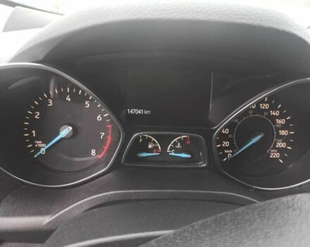 Черный Форд Эскейп, объемом двигателя 2 л и пробегом 147 тыс. км за 12500 $, фото 5 на Automoto.ua