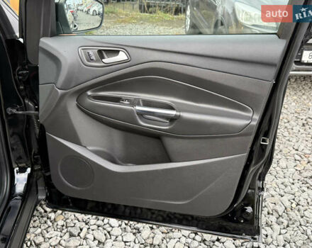 Черный Форд Эскейп, объемом двигателя 1.5 л и пробегом 146 тыс. км за 12700 $, фото 32 на Automoto.ua