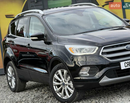 Черный Форд Эскейп, объемом двигателя 1.5 л и пробегом 146 тыс. км за 12700 $, фото 6 на Automoto.ua