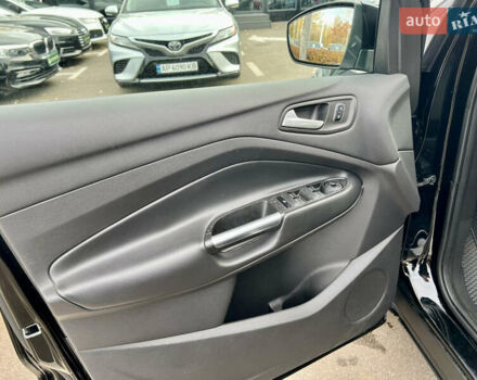 Черный Форд Эскейп, объемом двигателя 1.5 л и пробегом 187 тыс. км за 12000 $, фото 18 на Automoto.ua