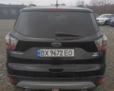 Черный Форд Эскейп, объемом двигателя 2 л и пробегом 147 тыс. км за 12500 $, фото 2 на Automoto.ua