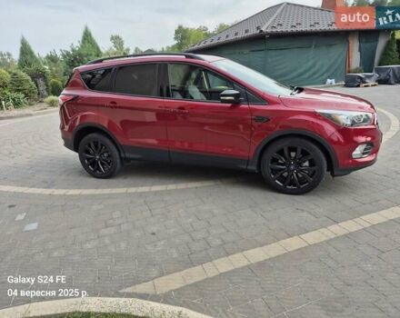 Черный Форд Эскейп, объемом двигателя 2 л и пробегом 175 тыс. км за 11300 $, фото 8 на Automoto.ua