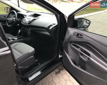 Черный Форд Эскейп, объемом двигателя 2.5 л и пробегом 187 тыс. км за 13800 $, фото 16 на Automoto.ua