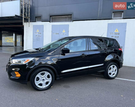 Форд Эскейп 2017 в Киеве на Automoto.ua Черный Форд Эскейп, объемом двигателя 2.5 л и пробегом 98 тыс. км за 13500 $, фото 1 на Automoto.ua