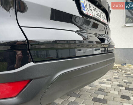 Черный Форд Эскейп, объемом двигателя 2.5 л и пробегом 197 тыс. км за 13000 $, фото 34 на Automoto.ua