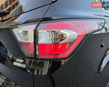 Черный Форд Эскейп, объемом двигателя 1.5 л и пробегом 106 тыс. км за 10999 $, фото 29 на Automoto.ua