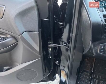 Черный Форд Эскейп, объемом двигателя 1.5 л и пробегом 106 тыс. км за 10999 $, фото 72 на Automoto.ua