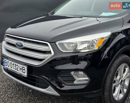 Черный Форд Эскейп, объемом двигателя 1.5 л и пробегом 86 тыс. км за 13999 $, фото 5 на Automoto.ua