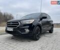 Черный Форд Эскейп, объемом двигателя 2 л и пробегом 161 тыс. км за 13500 $, фото 1 на Automoto.ua