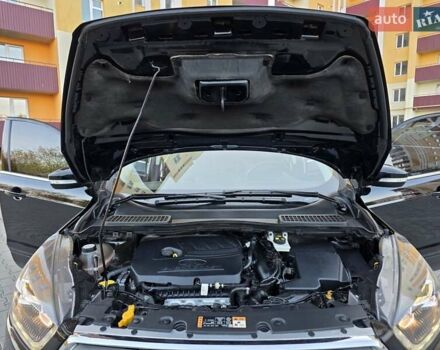 Черный Форд Эскейп, объемом двигателя 1.5 л и пробегом 106 тыс. км за 10999 $, фото 114 на Automoto.ua