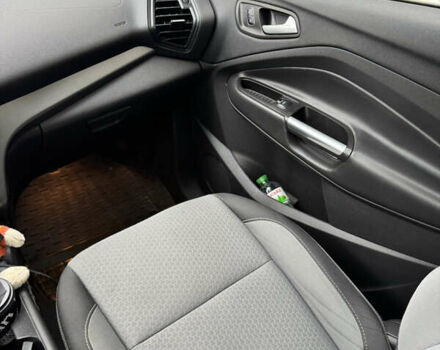 Форд Ескейп 2017 у Чернігові на Automoto.ua Чорний Форд Ескейп, об'ємом двигуна 1.5 л та пробігом 150 тис. км за 13500 $, фото 4 на Automoto.ua