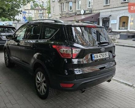 Черный Форд Эскейп, объемом двигателя 2 л и пробегом 89 тыс. км за 15100 $, фото 7 на Automoto.ua