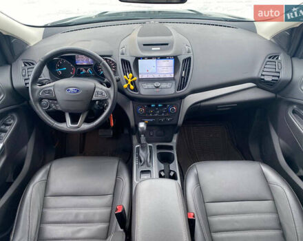 Черный Форд Эскейп, объемом двигателя 1.5 л и пробегом 89 тыс. км за 13950 $, фото 6 на Automoto.ua