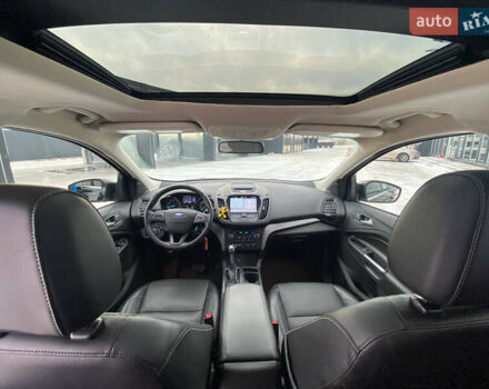 Черный Форд Эскейп, объемом двигателя 1.5 л и пробегом 89 тыс. км за 13950 $, фото 5 на Automoto.ua