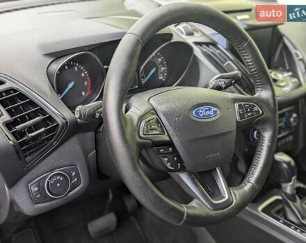 Черный Форд Эскейп, объемом двигателя 1.5 л и пробегом 147 тыс. км за 12999 $, фото 11 на Automoto.ua