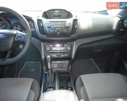Форд Эскейп 2017 в Пирятине на Automoto.ua Черный Форд Эскейп, объемом двигателя 1.5 л и пробегом 122 тыс. км за 12880 $, фото 8 на Automoto.ua
