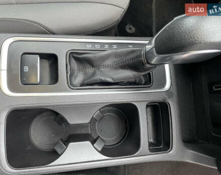 Черный Форд Эскейп, объемом двигателя 2.5 л и пробегом 197 тыс. км за 13000 $, фото 48 на Automoto.ua