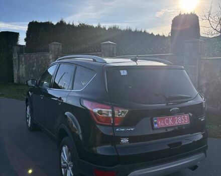Чорний Форд Ескейп, об'ємом двигуна 1.5 л та пробігом 203 тис. км за 11999 $, фото 4 на Automoto.ua