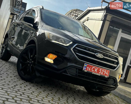 Черный Форд Эскейп, объемом двигателя 1.5 л и пробегом 151 тыс. км за 11990 $, фото 12 на Automoto.ua