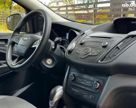 Черный Форд Эскейп, объемом двигателя 2.5 л и пробегом 201 тыс. км за 15290 $, фото 26 на Automoto.ua