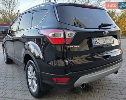 Черный Форд Эскейп, объемом двигателя 1.5 л и пробегом 106 тыс. км за 10999 $, фото 9 на Automoto.ua