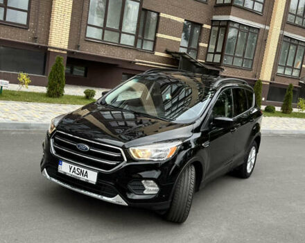 Форд Ескейп 2017 у Чернігові на Automoto.ua Чорний Форд Ескейп, об'ємом двигуна 1.5 л та пробігом 150 тис. км за 13500 $, фото 1 на Automoto.ua