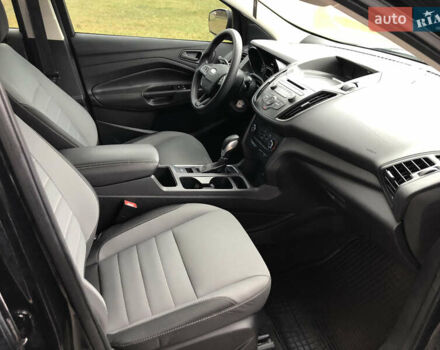 Черный Форд Эскейп, объемом двигателя 2.5 л и пробегом 187 тыс. км за 13800 $, фото 13 на Automoto.ua