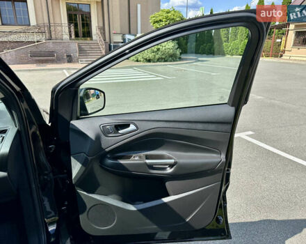 Чорний Форд Ескейп, об'ємом двигуна 1.5 л та пробігом 187 тис. км за 12999 $, фото 25 на Automoto.ua