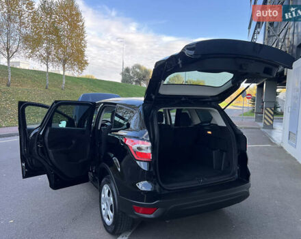 Форд Эскейп 2017 в Киеве на Automoto.ua Черный Форд Эскейп, объемом двигателя 2.5 л и пробегом 98 тыс. км за 13500 $, фото 21 на Automoto.ua