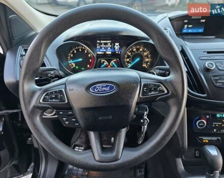 Черный Форд Эскейп, объемом двигателя 1.5 л и пробегом 106 тыс. км за 10999 $, фото 64 на Automoto.ua