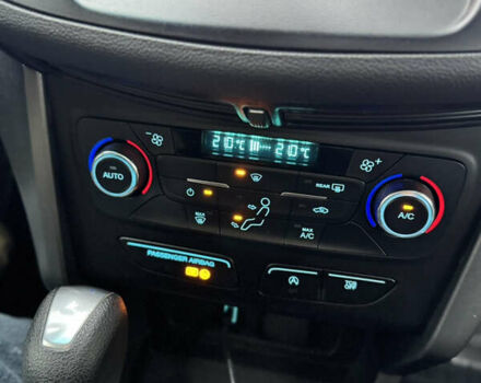 Форд Ескейп 2017 у Чернігові на Automoto.ua Чорний Форд Ескейп, об'ємом двигуна 1.5 л та пробігом 150 тис. км за 13500 $, фото 19 на Automoto.ua