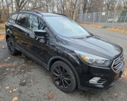 Черный Форд Эскейп, объемом двигателя 1.5 л и пробегом 70 тыс. км за 15000 $, фото 2 на Automoto.ua