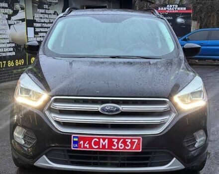 Чорний Форд Ескейп, об'ємом двигуна 1.5 л та пробігом 234 тис. км за 10899 $, фото 2 на Automoto.ua