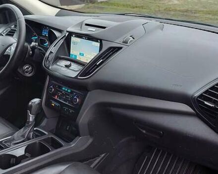 Черный Форд Эскейп, объемом двигателя 1.5 л и пробегом 254 тыс. км за 10700 $, фото 23 на Automoto.ua