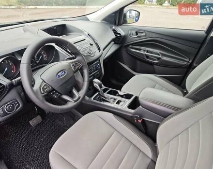 Черный Форд Эскейп, объемом двигателя 2.5 л и пробегом 187 тыс. км за 13500 $, фото 10 на Automoto.ua