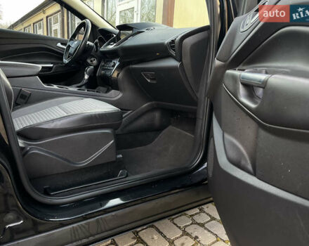 Черный Форд Эскейп, объемом двигателя 1.5 л и пробегом 151 тыс. км за 11990 $, фото 56 на Automoto.ua