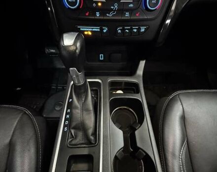 Черный Форд Эскейп, объемом двигателя 2 л и пробегом 88 тыс. км за 17000 $, фото 18 на Automoto.ua