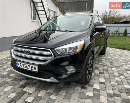 Черный Форд Эскейп, объемом двигателя 2.5 л и пробегом 197 тыс. км за 13000 $, фото 5 на Automoto.ua