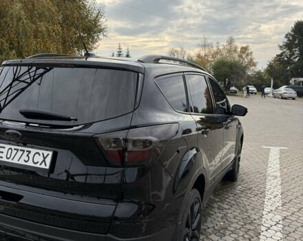 Черный Форд Эскейп, объемом двигателя 2 л и пробегом 74 тыс. км за 14650 $, фото 5 на Automoto.ua