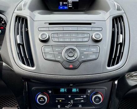 Чорний Форд Ескейп, об'ємом двигуна 2 л та пробігом 83 тис. км за 16900 $, фото 33 на Automoto.ua