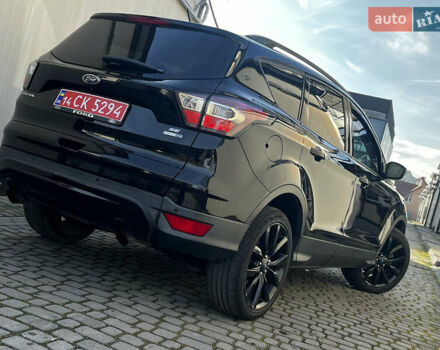 Черный Форд Эскейп, объемом двигателя 1.5 л и пробегом 151 тыс. км за 11990 $, фото 28 на Automoto.ua