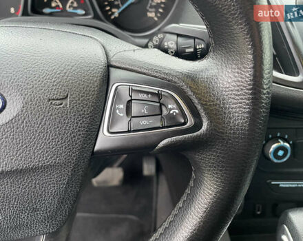 Черный Форд Эскейп, объемом двигателя 2.5 л и пробегом 197 тыс. км за 13000 $, фото 58 на Automoto.ua