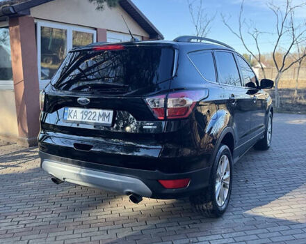 Чорний Форд Ескейп, об'ємом двигуна 2 л та пробігом 159 тис. км за 13800 $, фото 4 на Automoto.ua