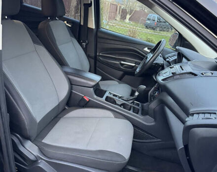 Черный Форд Эскейп, объемом двигателя 1.5 л и пробегом 265 тыс. км за 9799 $, фото 10 на Automoto.ua