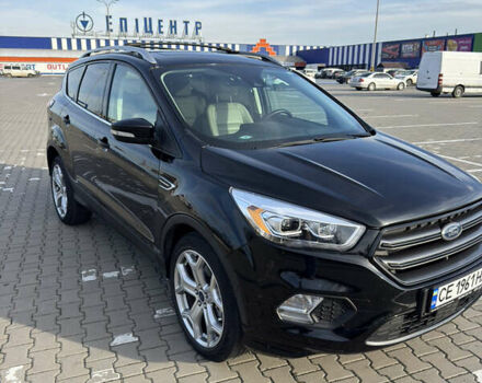 Черный Форд Эскейп, объемом двигателя 2 л и пробегом 33 тыс. км за 17000 $, фото 8 на Automoto.ua