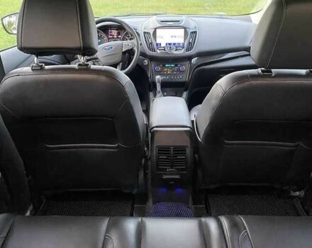 Черный Форд Эскейп, объемом двигателя 2 л и пробегом 165 тыс. км за 9500 $, фото 8 на Automoto.ua