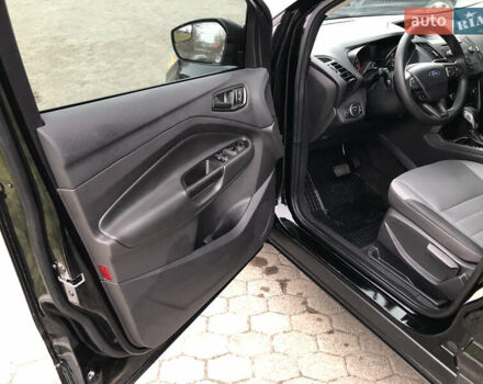 Черный Форд Эскейп, объемом двигателя 2.5 л и пробегом 187 тыс. км за 13990 $, фото 11 на Automoto.ua