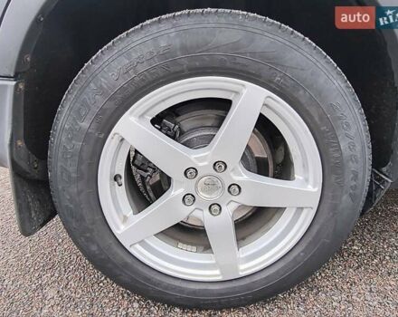 Черный Форд Эскейп, объемом двигателя 2 л и пробегом 232 тыс. км за 10000 $, фото 29 на Automoto.ua